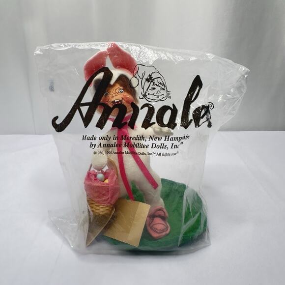 Annalee Doll Easter Bunny Kid w/Basket 7" tall 1996 Tags & Bag - Picture 9 of 10